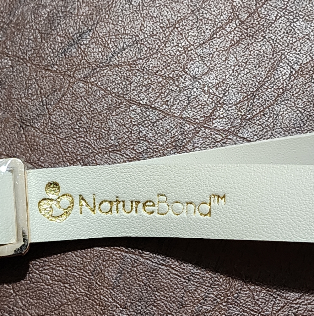 NWOT - Chic Cream Lanyard with Gold Details - Picture 4 of 5